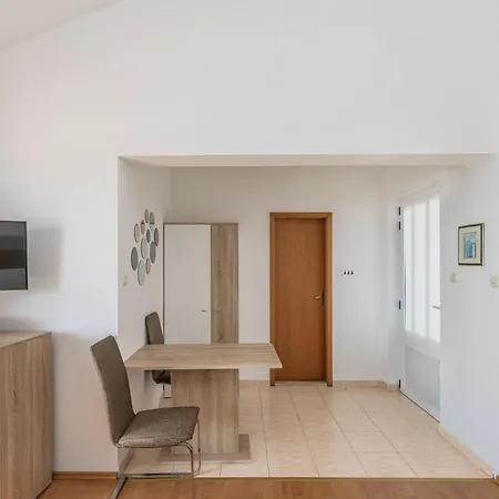 Apartment Apartments Podgora