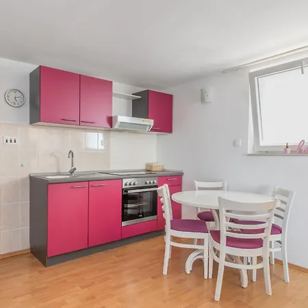 公寓 Apartments Podgora
