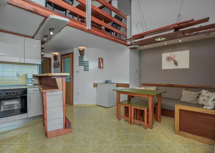 Апартаменты Apartments Podgora *