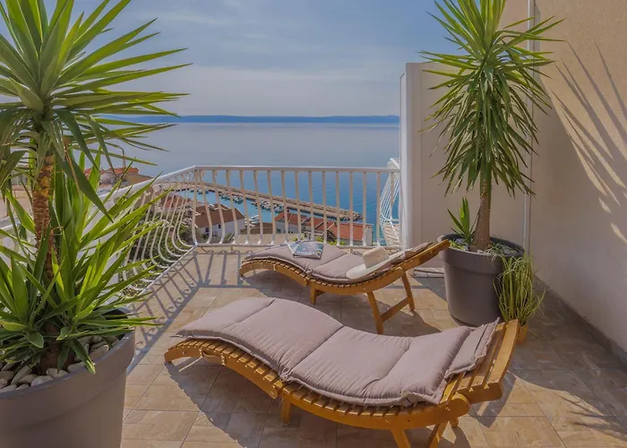 Apartments Podgora شقة